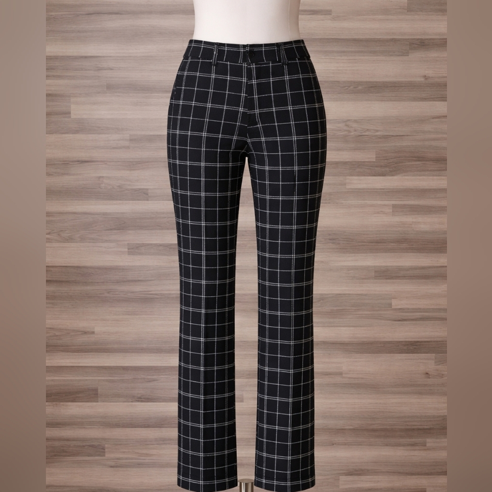 Old Navy Women's Black and White Checkered Straight Leg Jeans